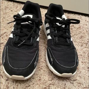 Adidas retrorun shoes